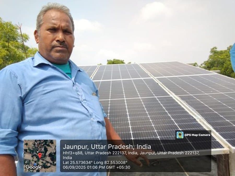 Rooftop solar installation at Jaunpur