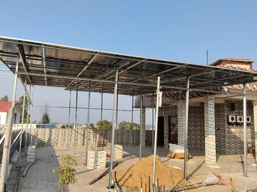Elevated-structure solar installation at Uttar Pradesh