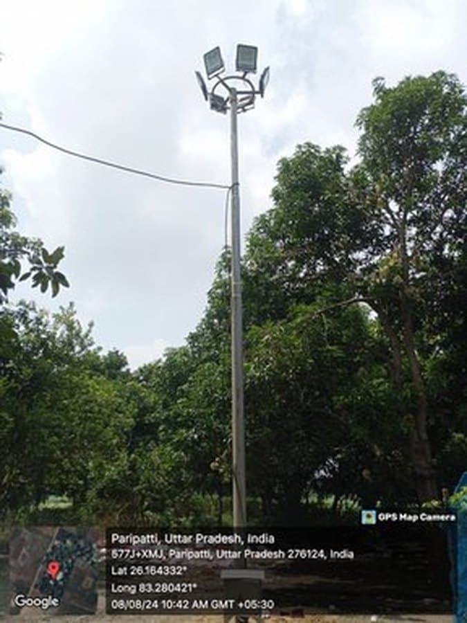 Solar high-mast street lighting at Uttar Pradesh