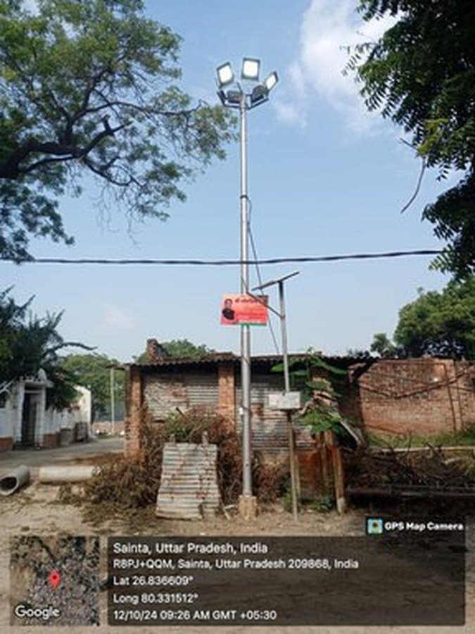 Solar high-mast street lighting at Uttar Pradesh