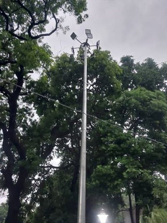 Solar high-mast street lighting at Uttar Pradesh